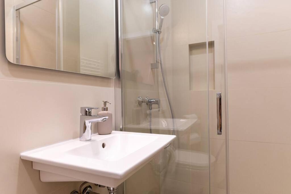 Official 4* Brand New Modern Apartment/Balcony Zagreb Extérieur photo